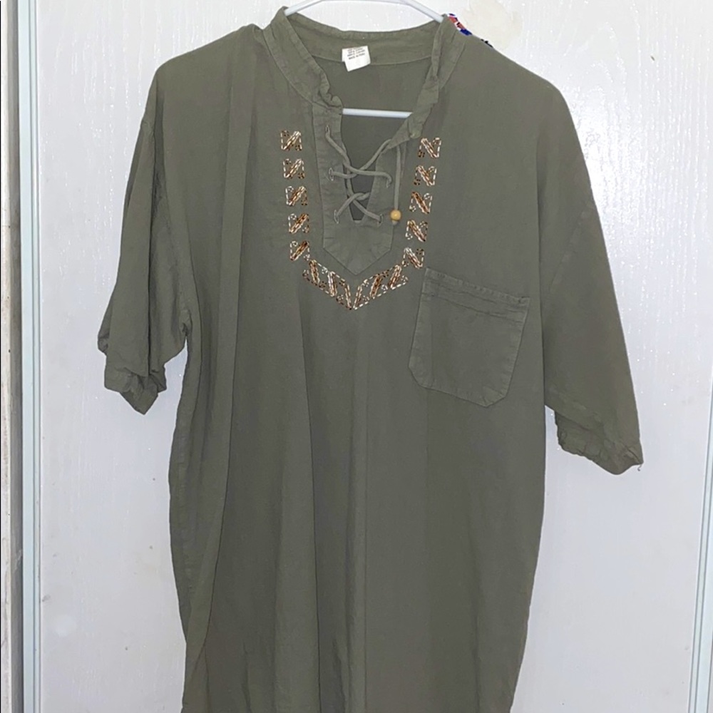 Short sleeve shirt
